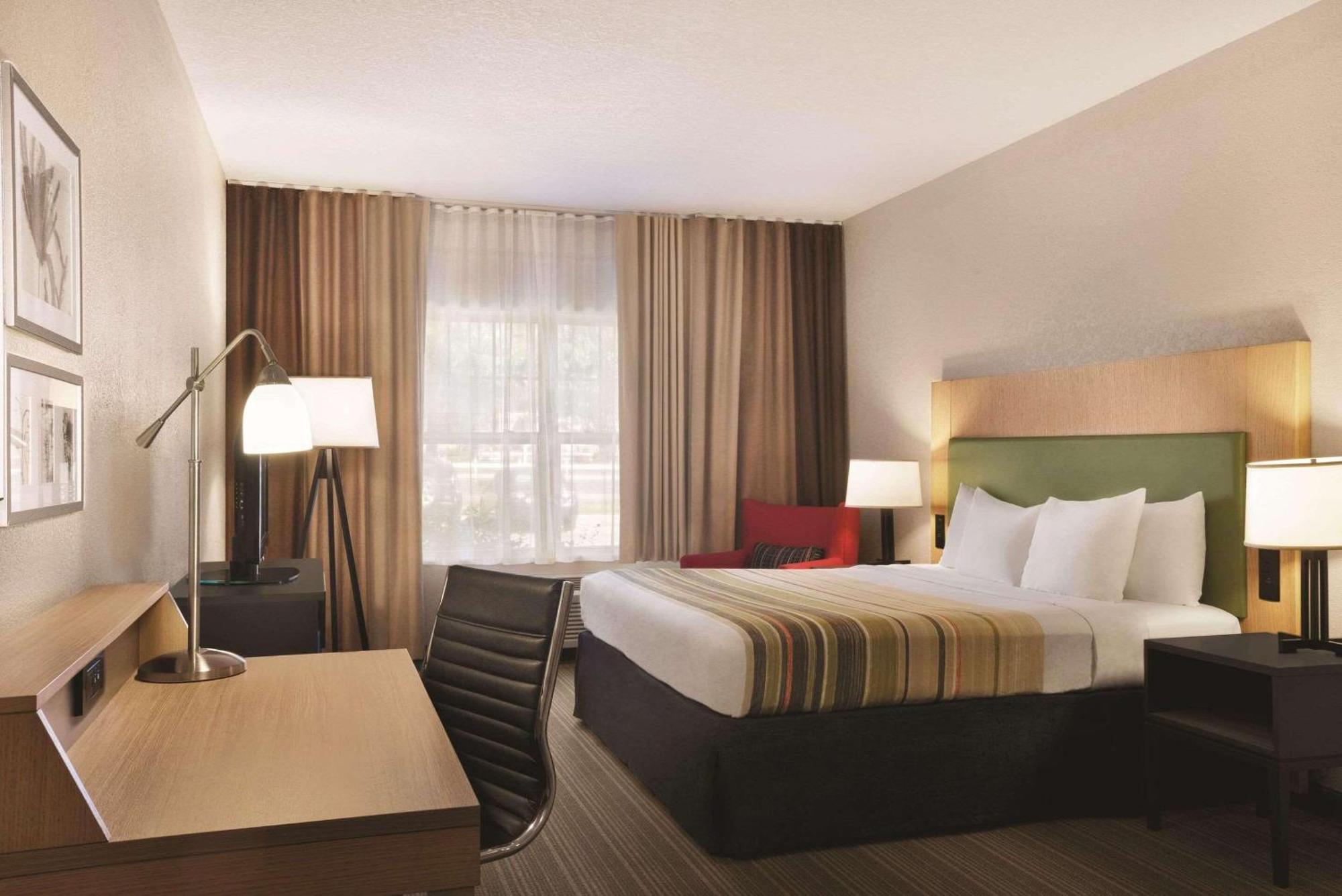 Country & By Radisson, Madison Southwest, Wi Hotel Fitchburg